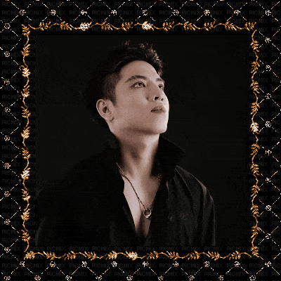 Những viên kim cương chuyển động lấp lánh