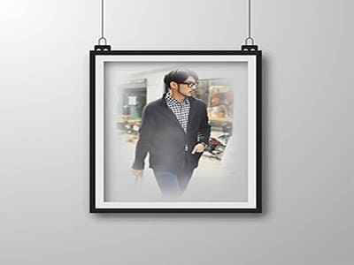 Khung ảnh treo tường với khung viền đen trắng và chiếc móc treo đẹp