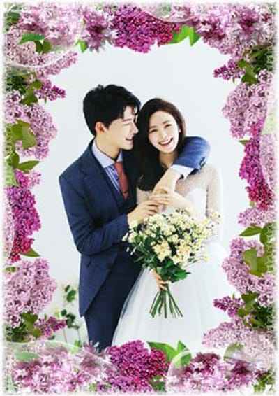 Ghép ảnh vào khung ảnh cưới trang trí nghệ thuật với những bó hoa rực rỡ