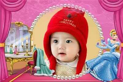 Ghép ảnh bé yêu với nàng công chúa trong căn phòng màu hồng