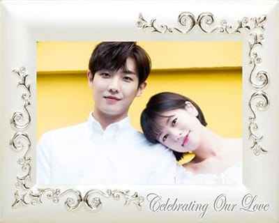 Ghép khung ảnh ý nghĩa về tình yêu với gam màu trắng