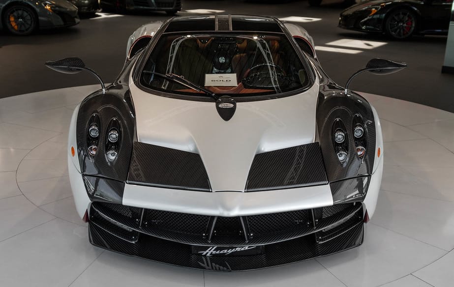 Xem hình ảnh siêu xe Pagani Huayra (1.4 triệu USD)