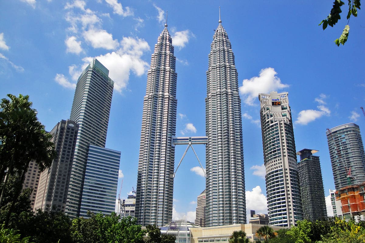 Xem hình ảnh Tháp đôi Petronas Tower 1 - Kuala Lumpur, Malaysia (451.9 mét)