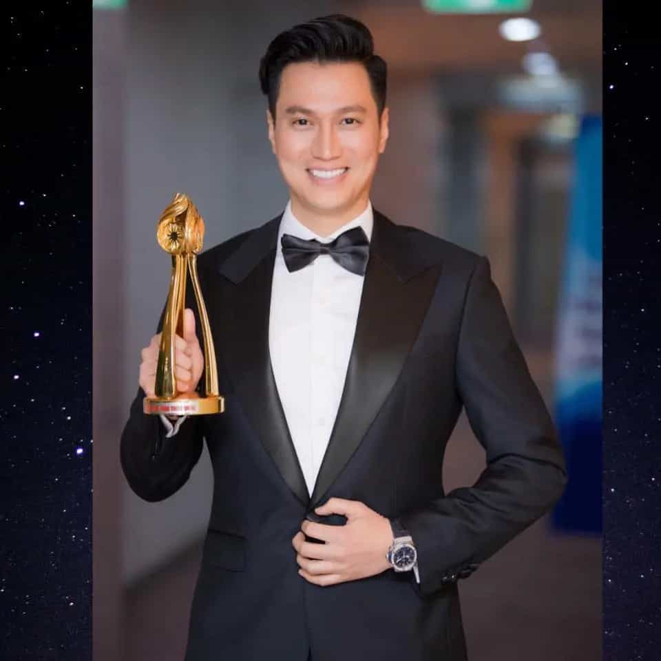 Xem hình ảnh nam diễn viên Việt Anh