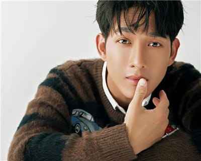 Xem hình ảnh nam diễn viên Song Luân