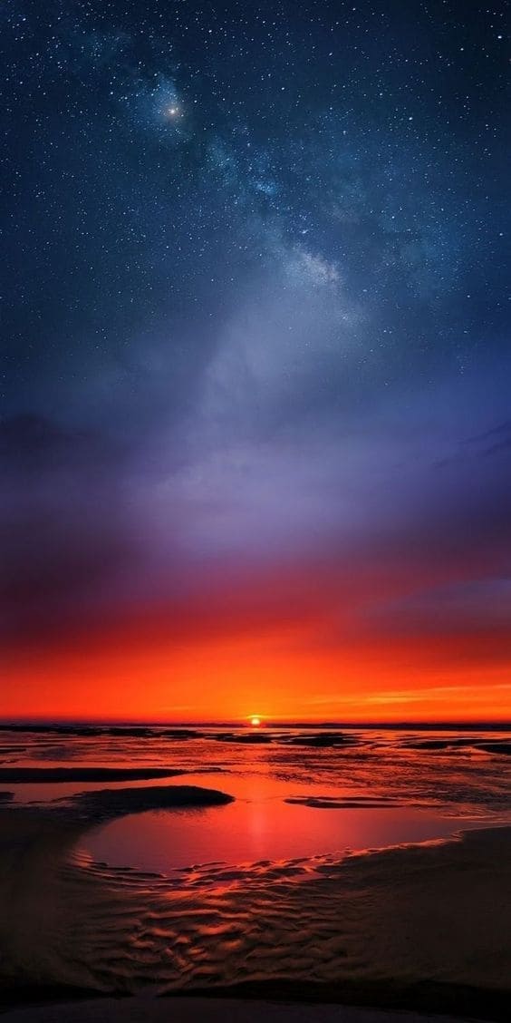 Hình nền điện thoại bãi biển và bầu trời đổ rực lúc hoàng hôn