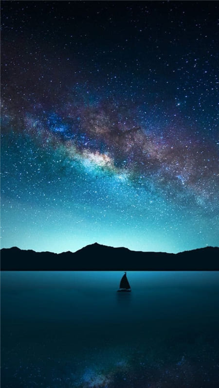 Hình ảnh con thuyền trên sông và bầu trời đầy sao rất nên thơ làm hình nền điện thoại
