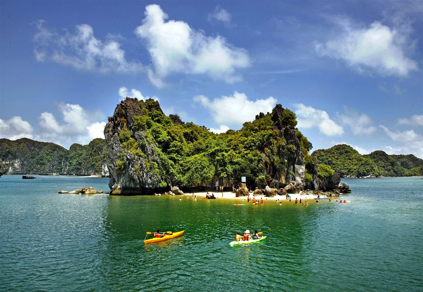 địa điểm du lịch nổi tiếng nhất ở Việt Nam