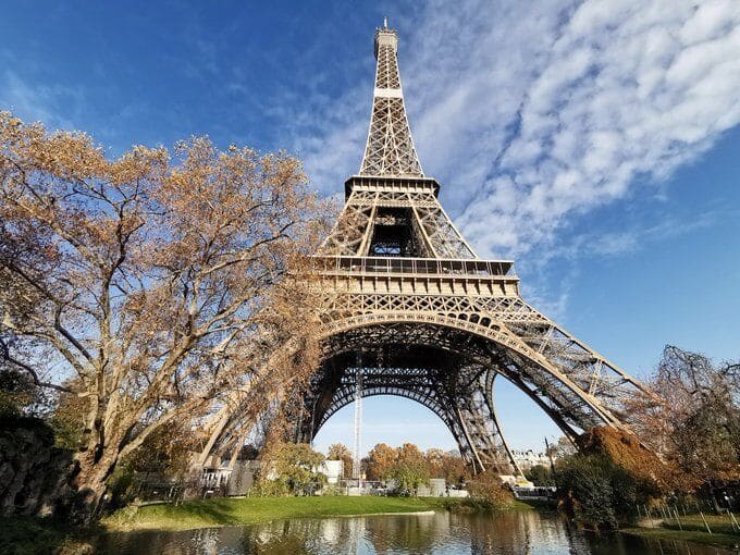 THÁP EIFFEL, PHÁP