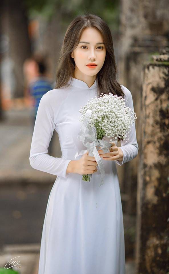 Tổng hợp những cô gái mặc áo dài đẹp nhất Việt Nam 26